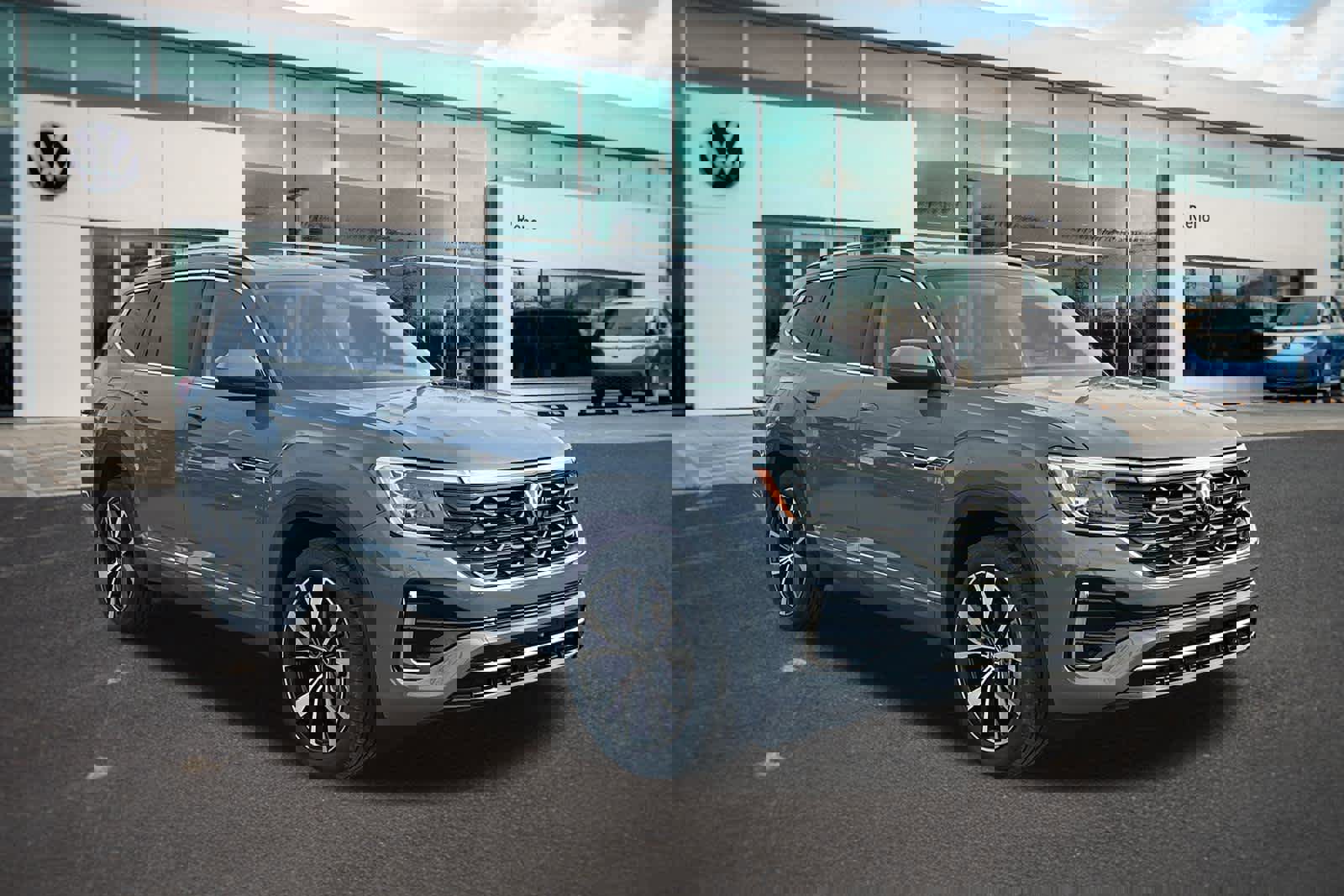 New 2026 Volkswagen Atlas SEL Premium R-Line image 3