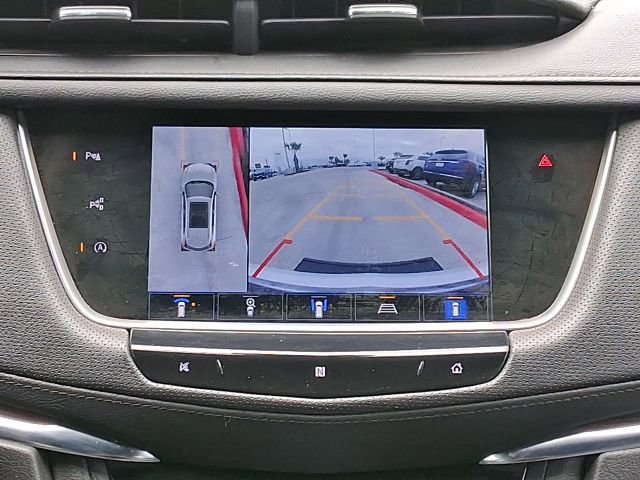 Used 2021 Cadillac XT5 Premium Luxury FWD image 16