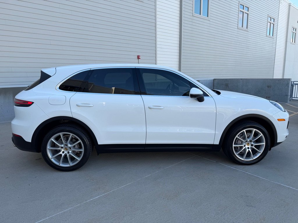 Used 2019 Porsche Cayenne AWD/4WD image 2