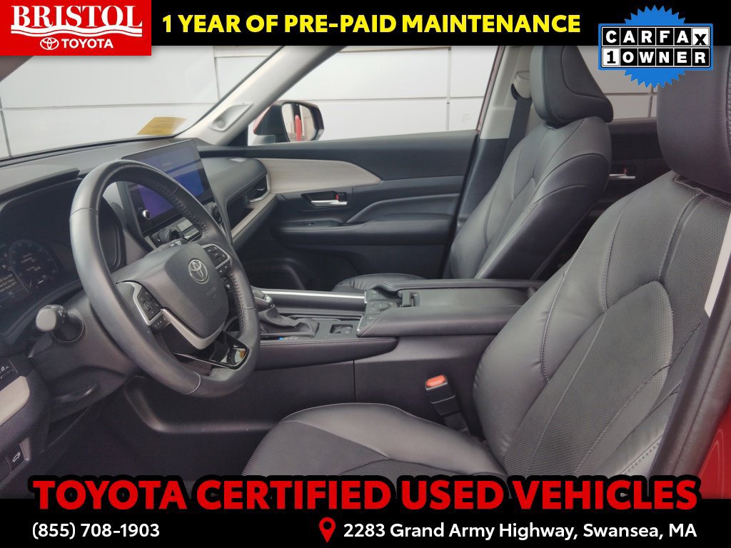 Certified 2024 Toyota Grand Highlander AWD image 18