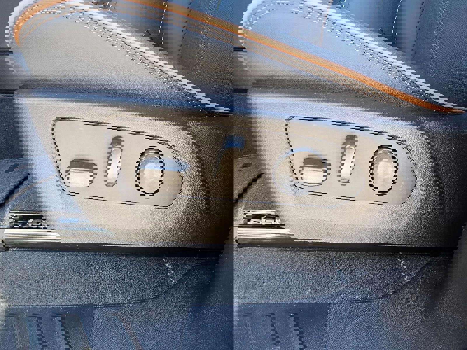 New 2026 GMC Canyon AT4 image 24