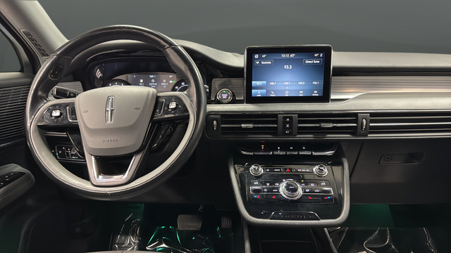 Used 2020 Lincoln Corsair AWD w/ Equipment Group 101A image 11