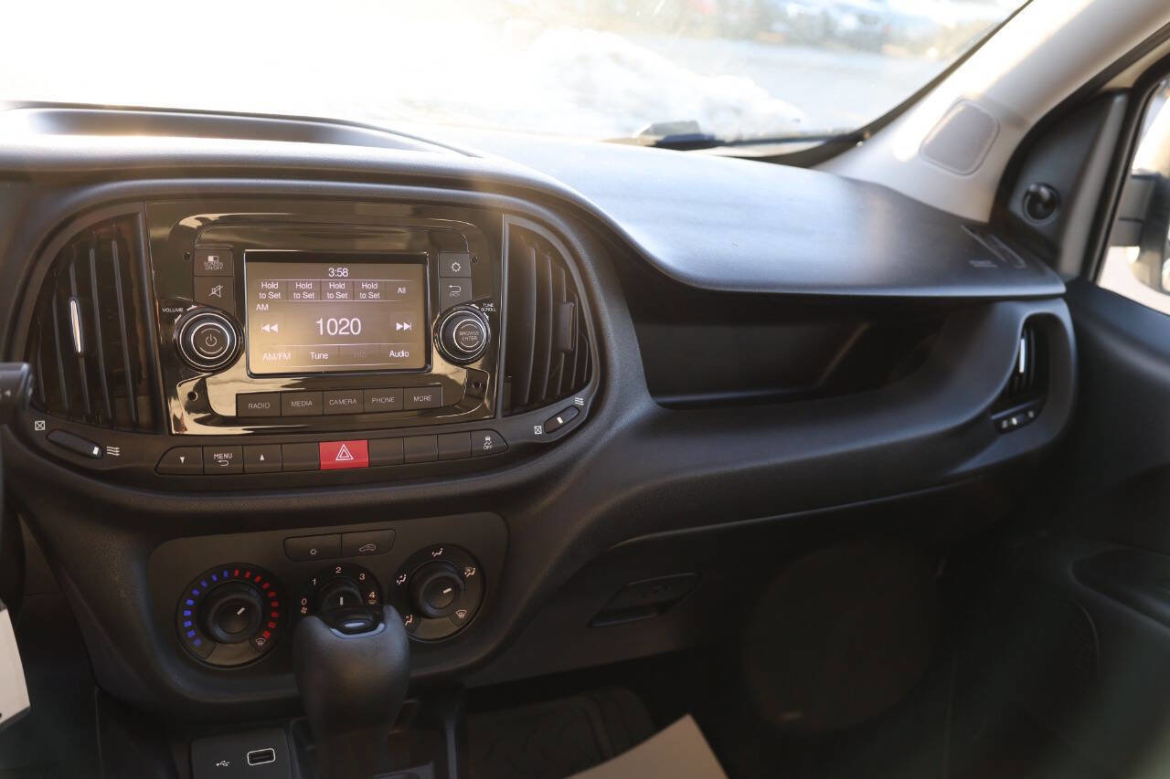 Used 2022 RAM ProMaster City Tradesman FWD image 23