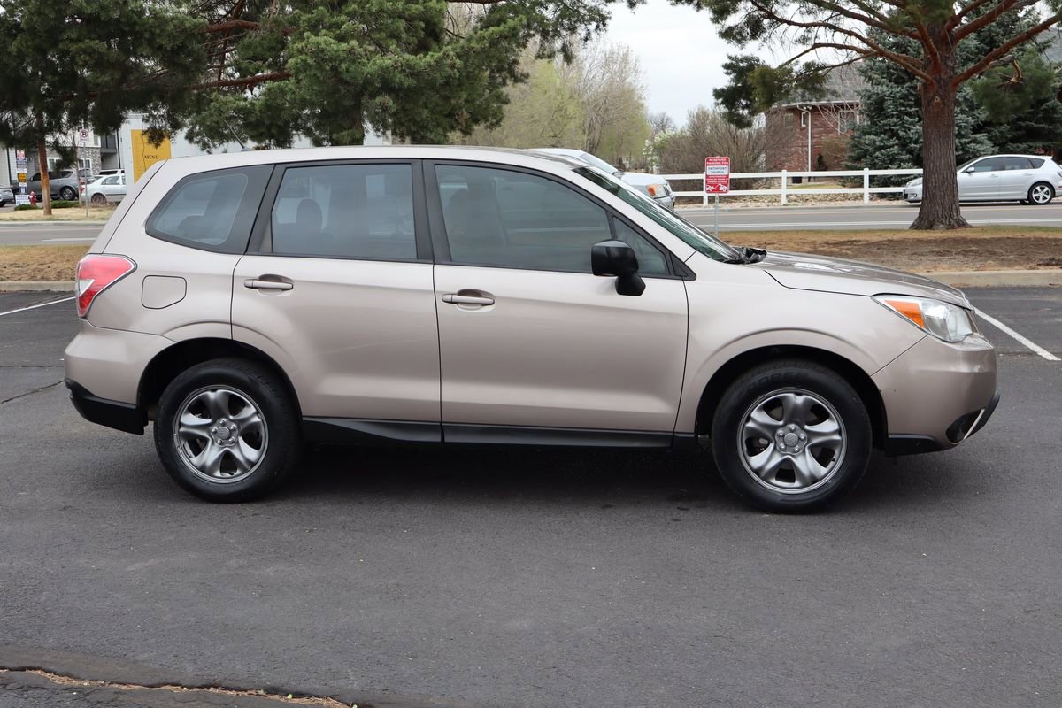 Used 2015 Subaru Forester 2.5i image 3