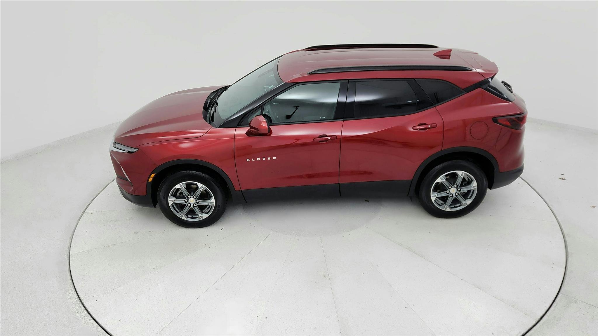 Used 2024 Chevrolet Blazer LT w/ Convenience Package FWD image 14