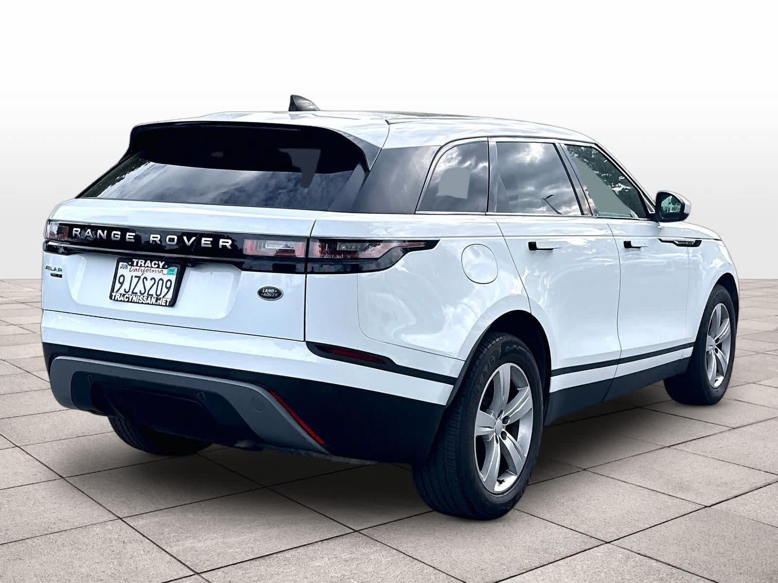 Used 2020 Land Rover Range Rover Velar S AWD/4WD image 9