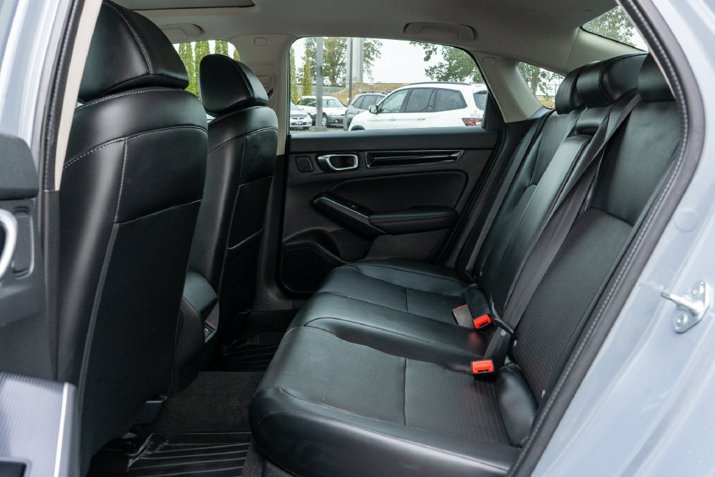 Used 2023 Honda Civic Touring image 18