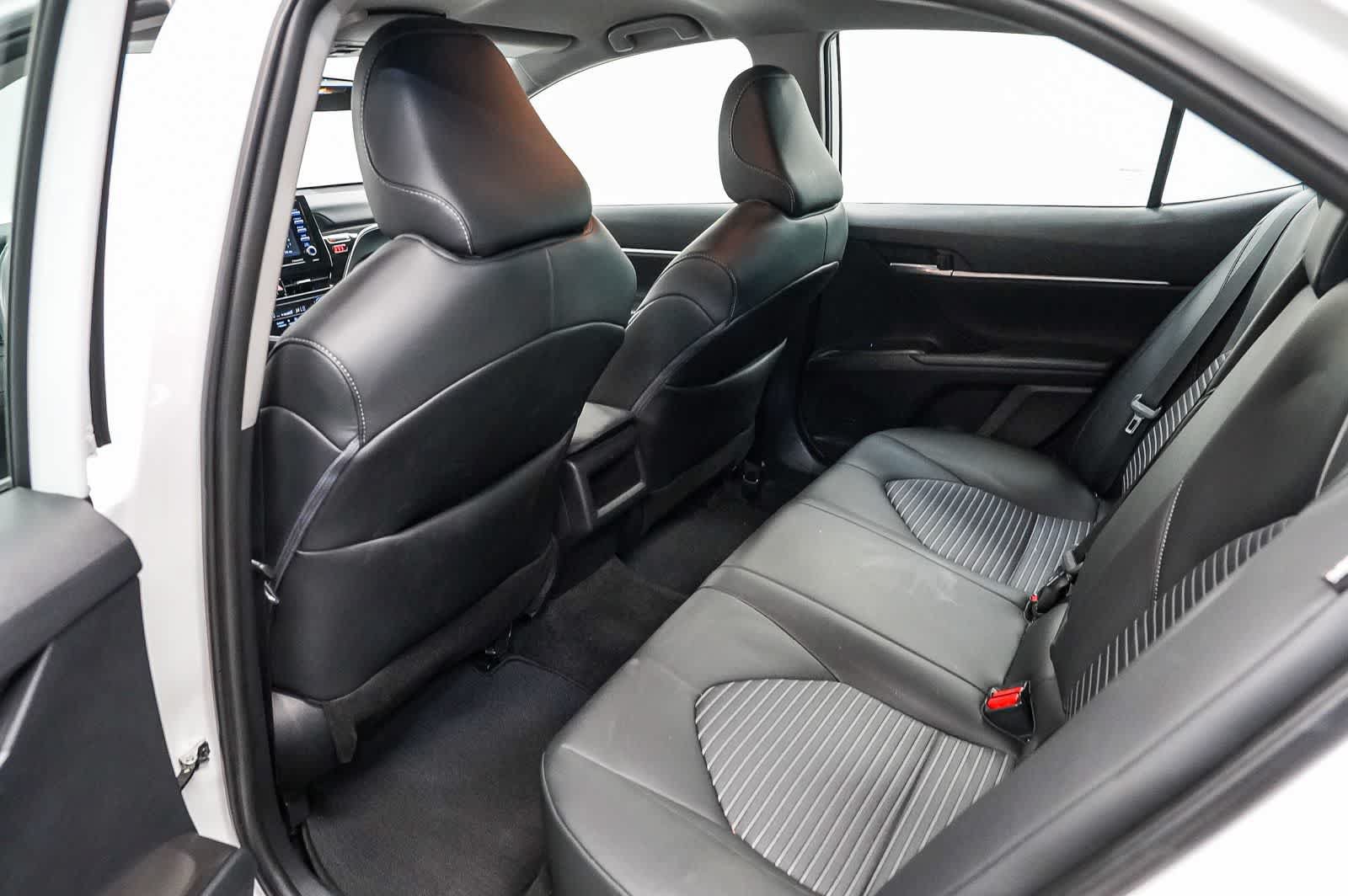 Used 2024 Toyota Camry SE FWD image 18