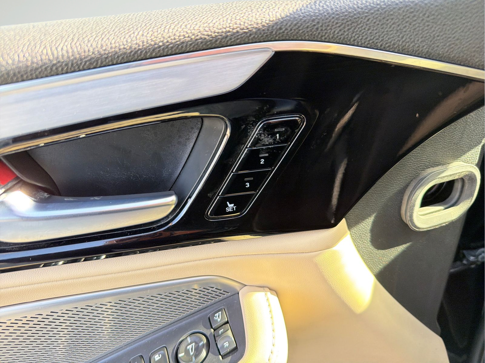 Used 2022 Acura MDX FWD w/ Technology Package image 26