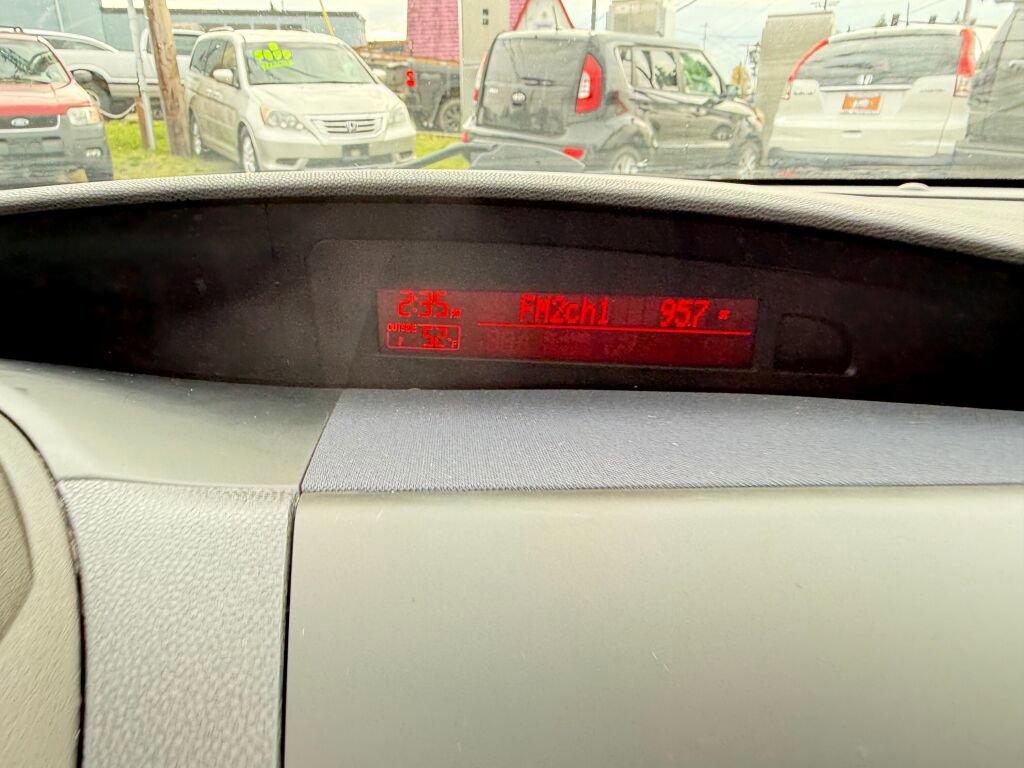 Used 2010 MAZDA MAZDA3 i Touring image 12