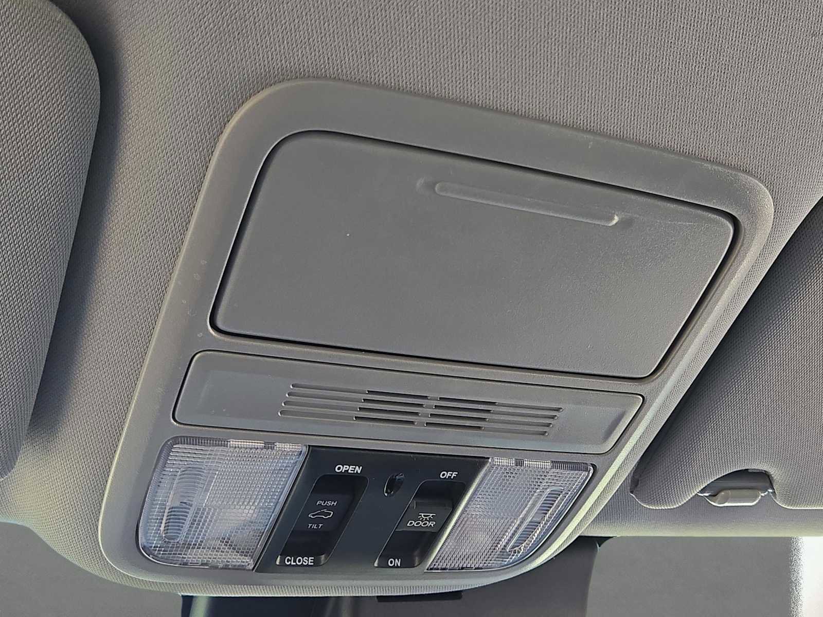 Used 2022 Honda Pilot EX-L image 31