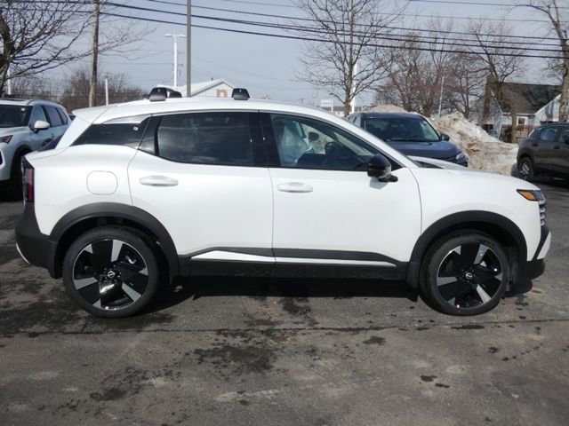 New 2026 Nissan Kicks SR w/ Cold Weather Package AWD/4WD image 2