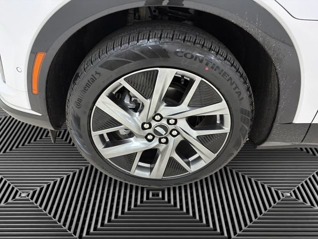 Certified 2025 Cadillac Optiq Luxury 1 AWD/4WD image 9
