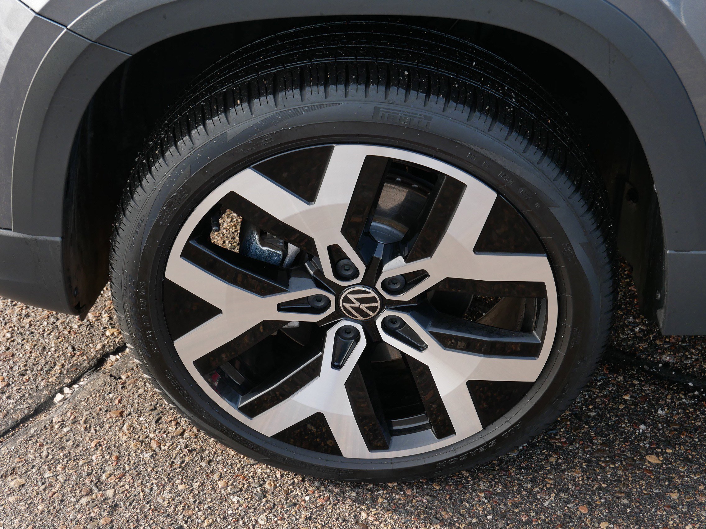 Certified 2023 Volkswagen Taos SEL image 15