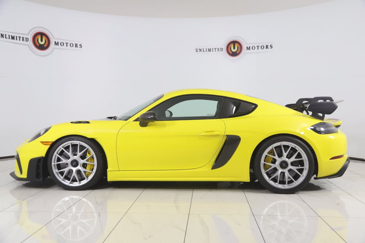 Used 2025 Porsche 718 Cayman GT4 RS w/ Weissach Package RWD image 36