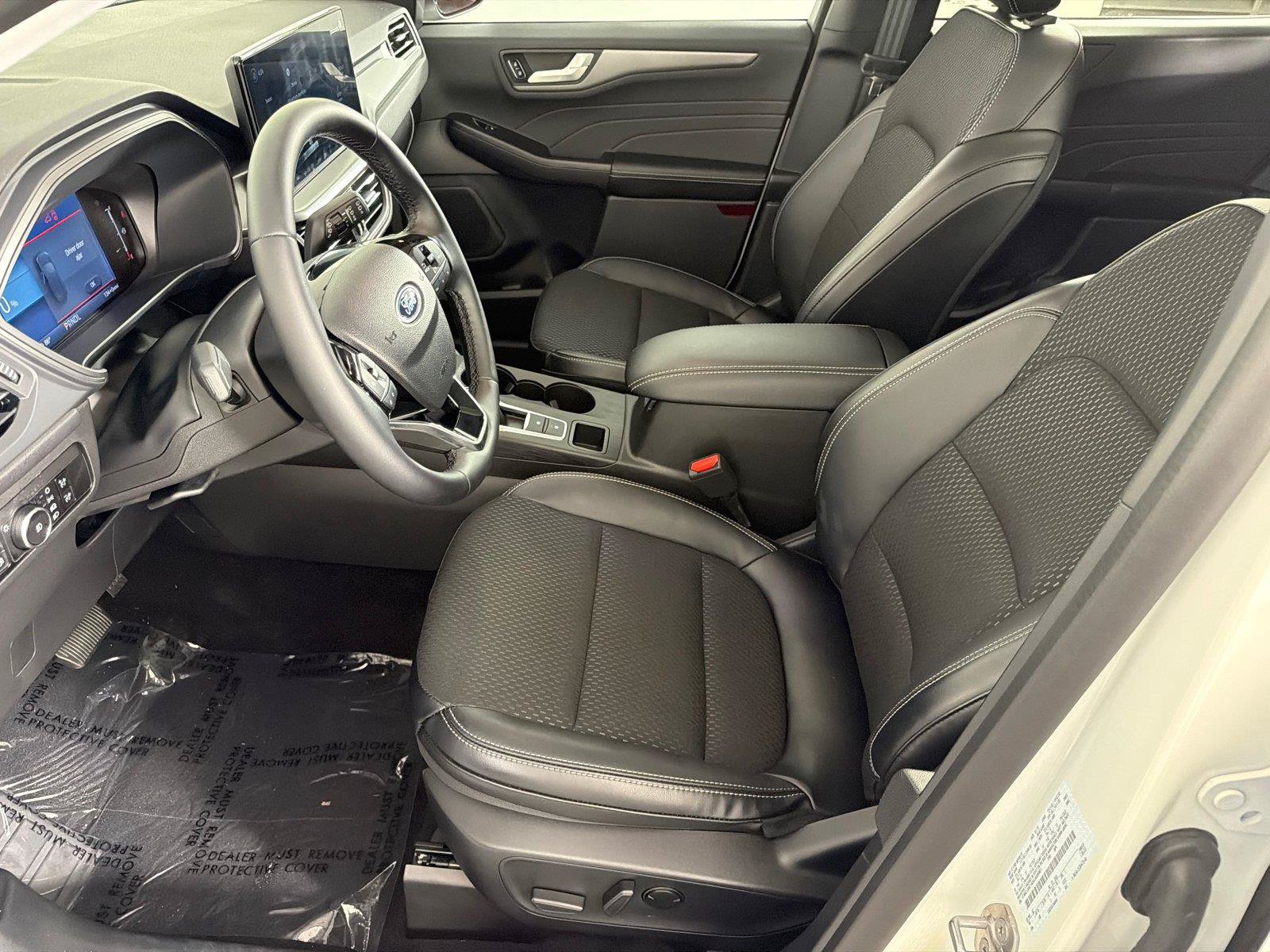 Used 2025 Ford Escape SE FWD image 9