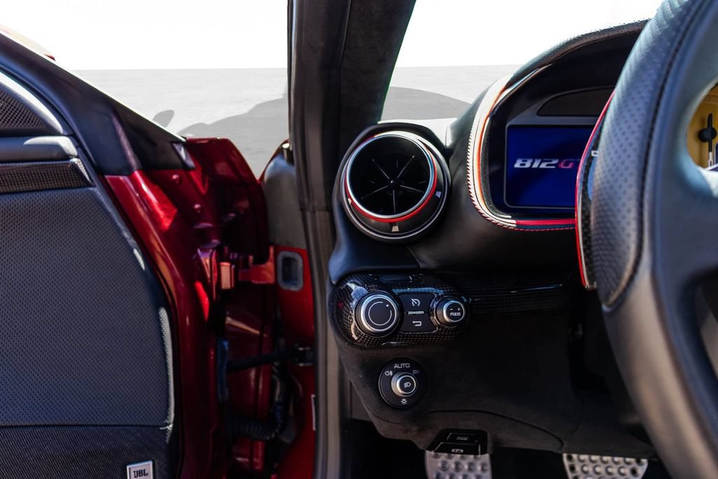 Certified 2022 Ferrari 812 GTS RWD image 38