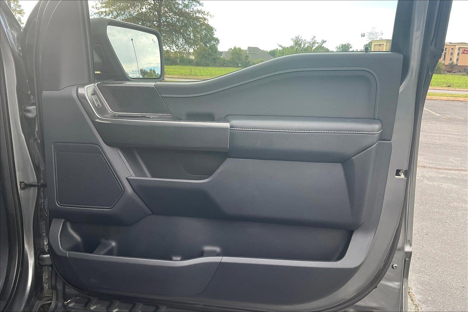 Used 2022 Ford F150 XLT w/ Equipment Group 301A Mid image 22