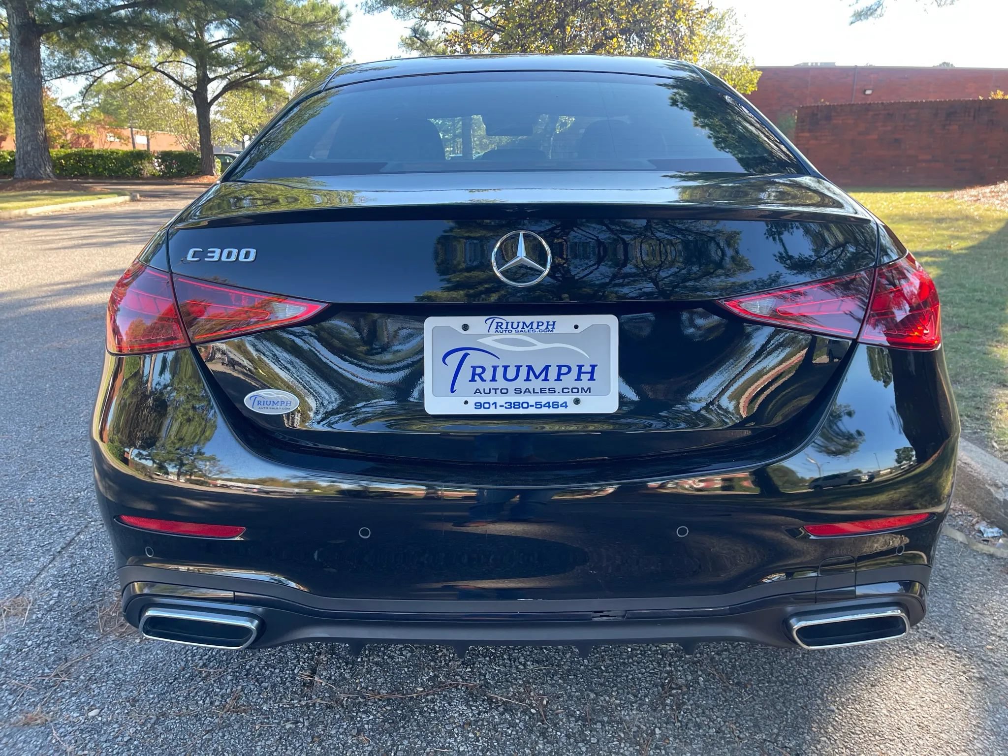 Used 2022 Mercedes-Benz C 300 Sedan image 4