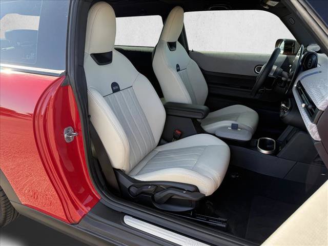 Used 2025 MINI Cooper S FWD image 13