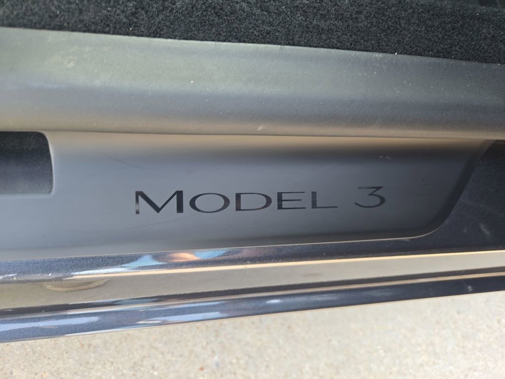 Used 2024 Tesla Model 3 Long Range RWD image 21