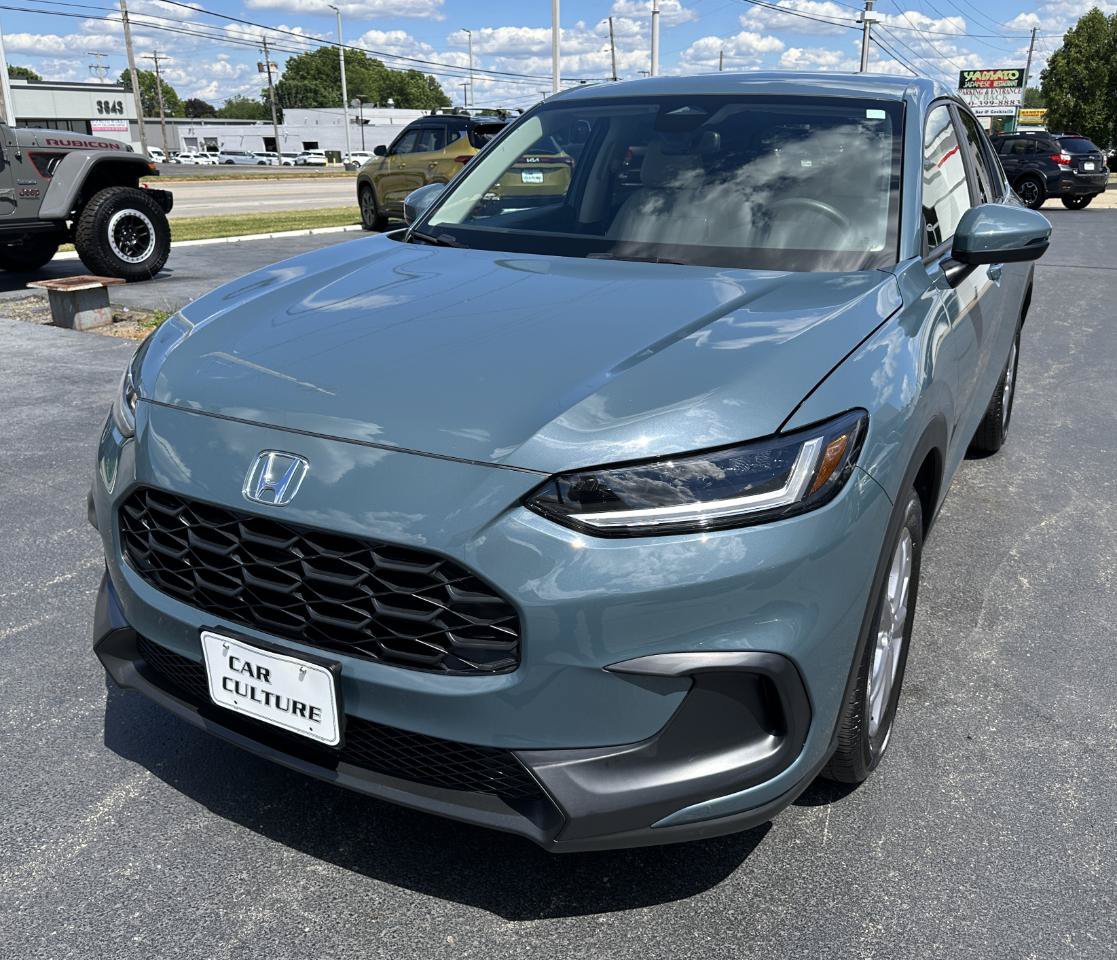 Used 2024 Honda HR-V LX image 9