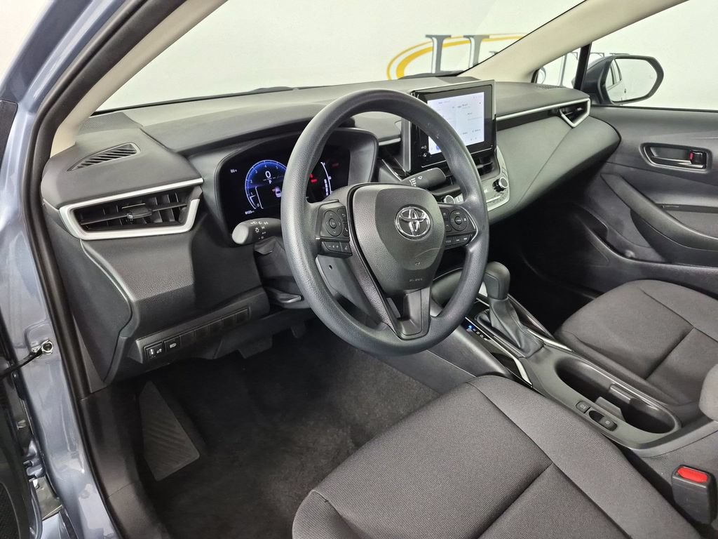 Used 2026 Toyota Corolla LE FWD image 17