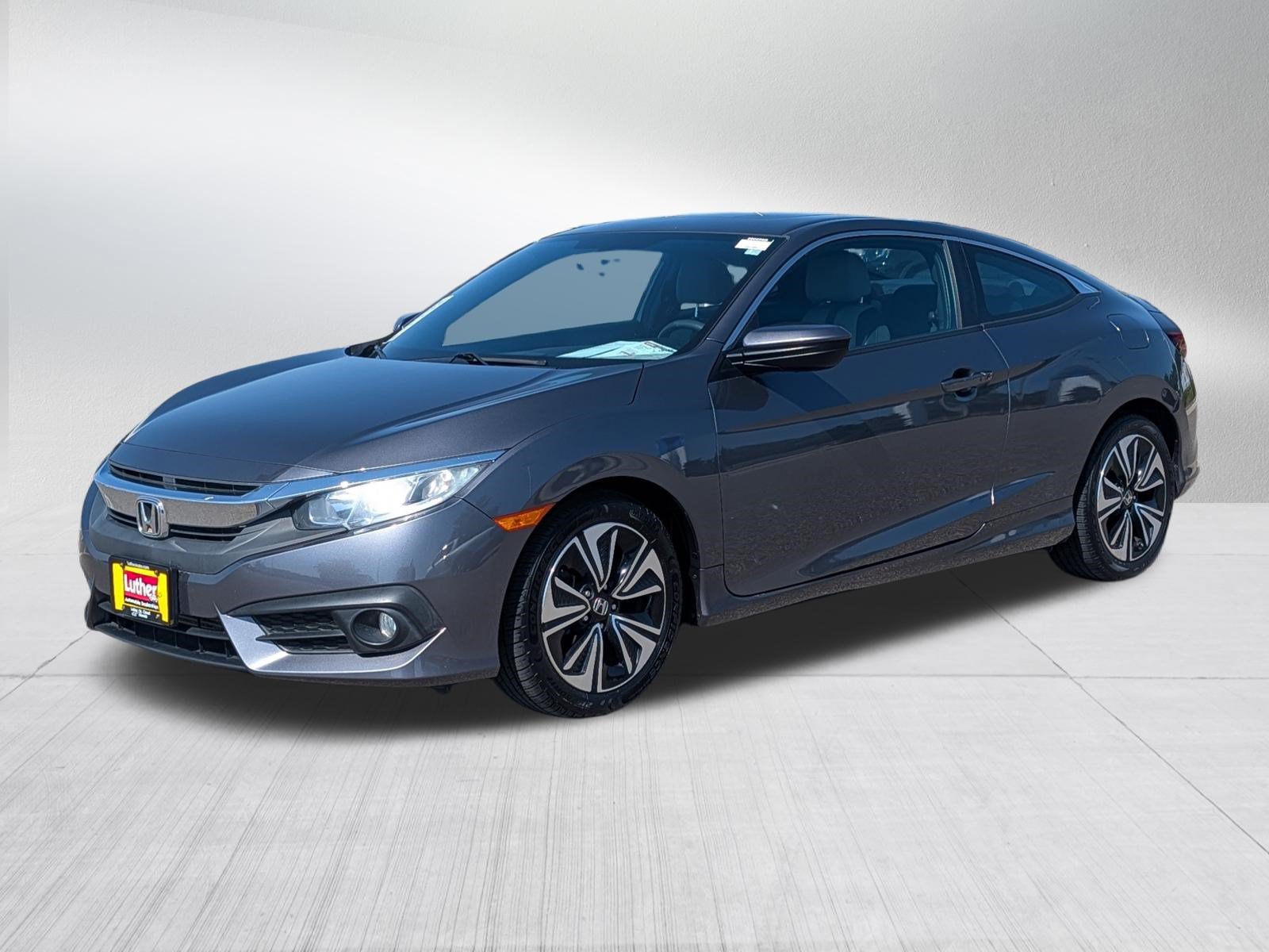 Used 2018 Honda Civic EX-T image 3