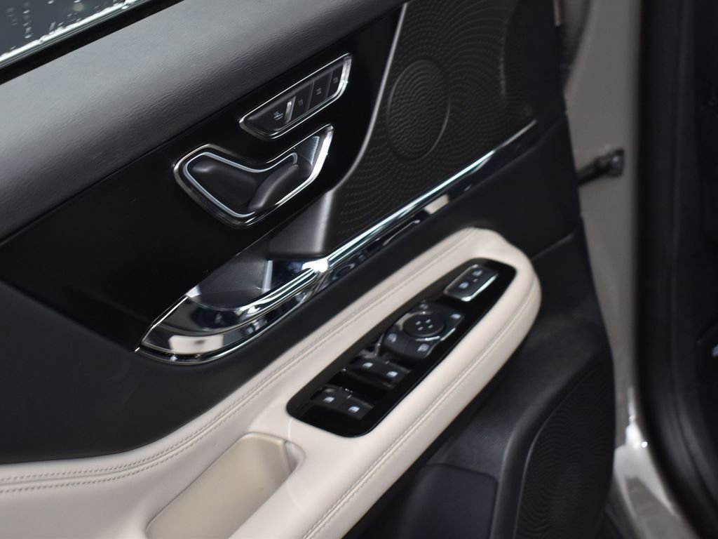 New 2026 Lincoln Corsair Grand Touring AWD/4WD image 9