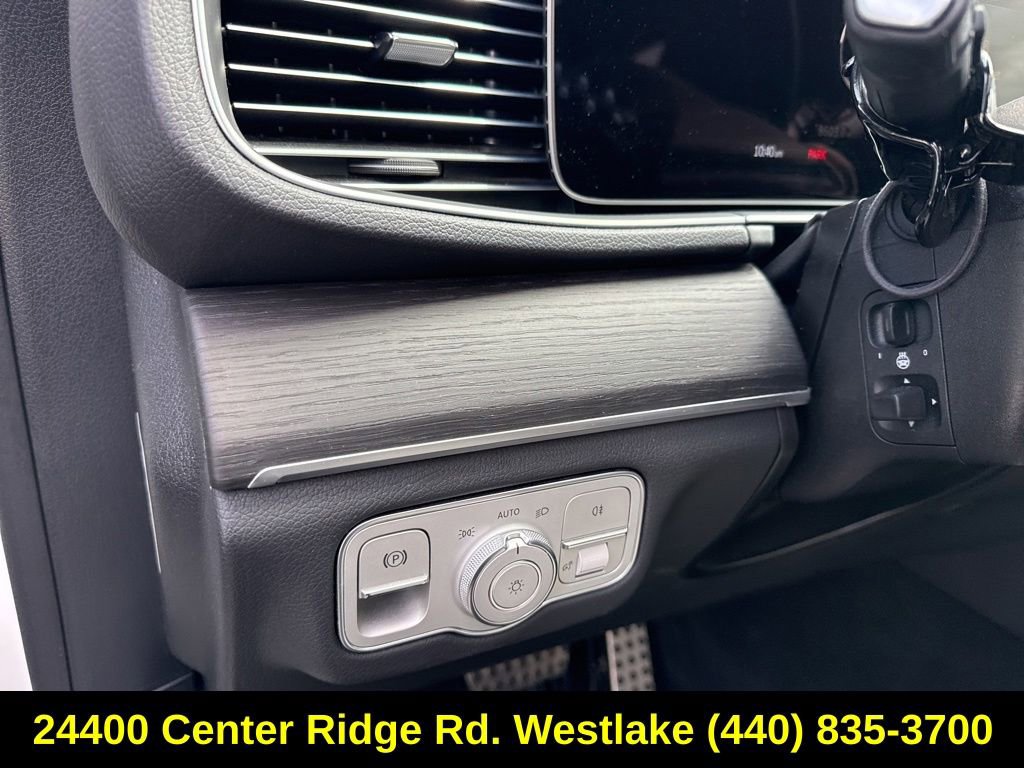Used 2024 Mercedes-Benz GLE 350 4MATIC image 14