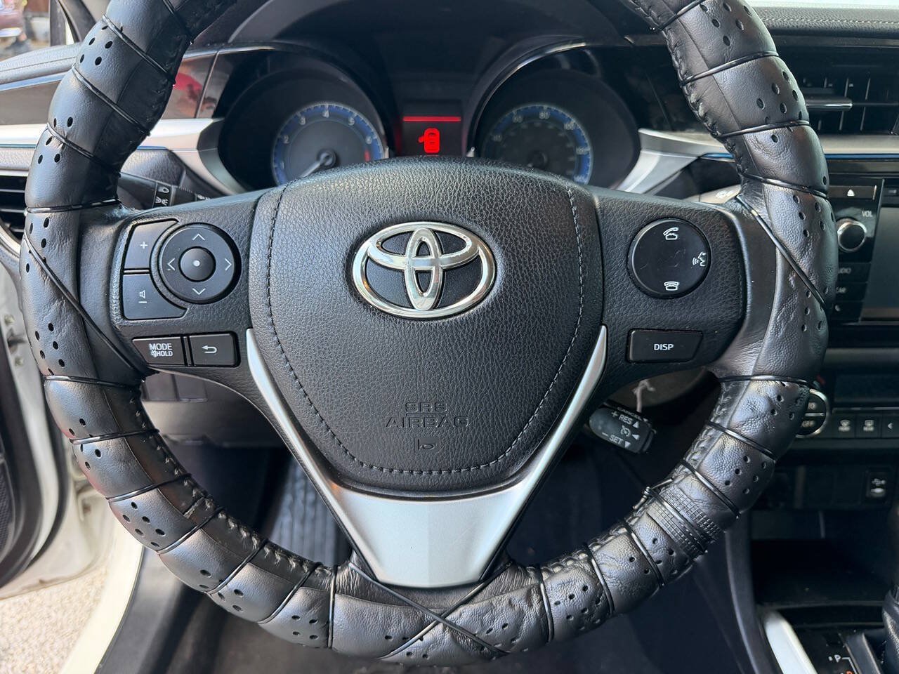 Used 2015 Toyota Corolla S FWD image 21