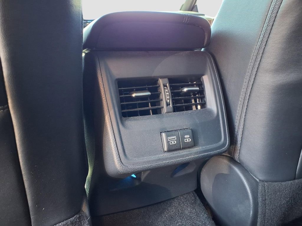 Used 2021 Toyota Avalon XSE image 27