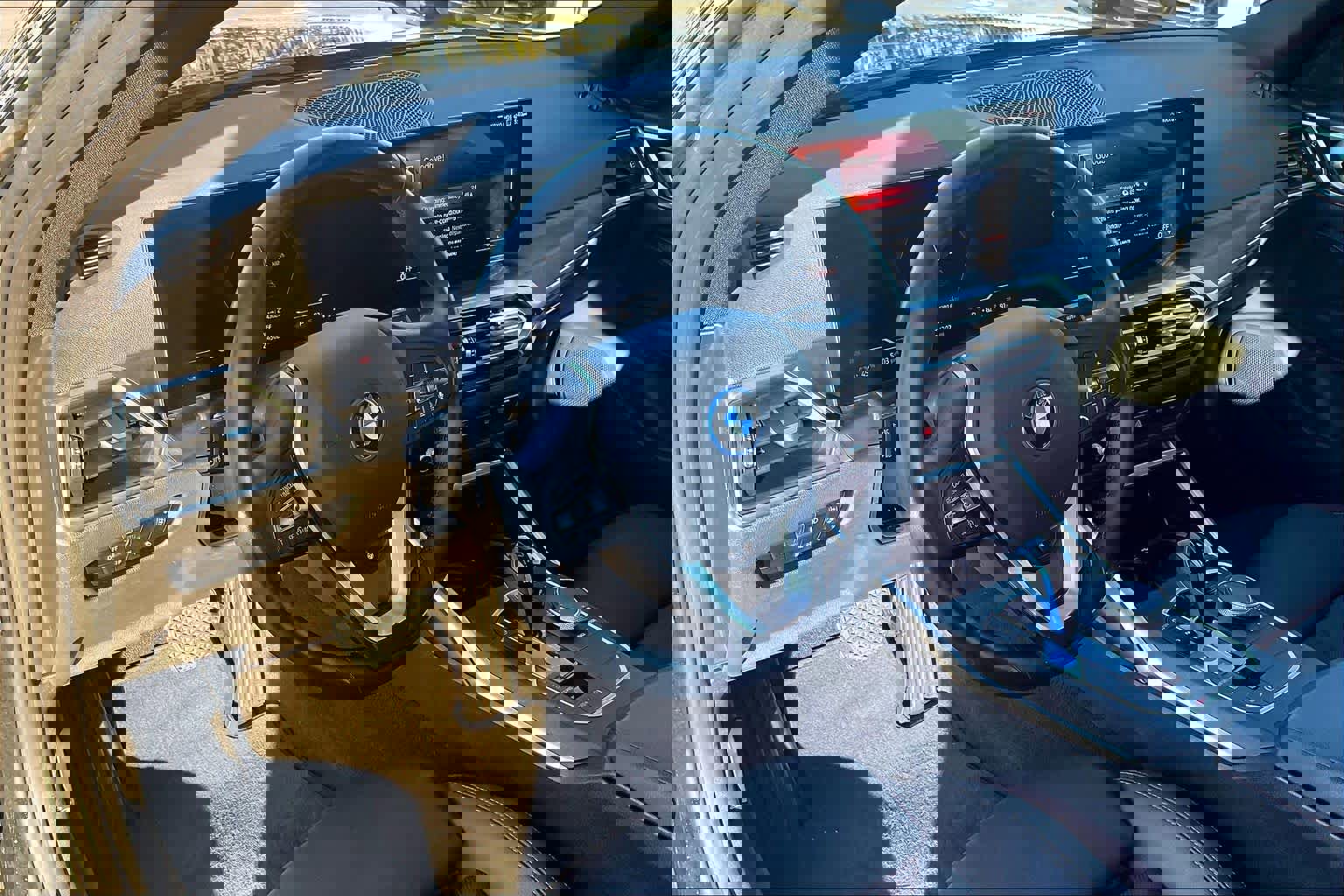 Used 2023 BMW i4 eDrive35 w/ Premium Package image 17