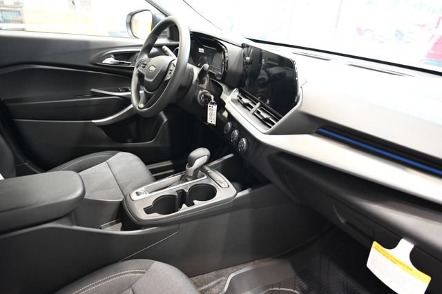 New 2026 Chevrolet Trax LS w/ Driver Confidence Package FWD image 13
