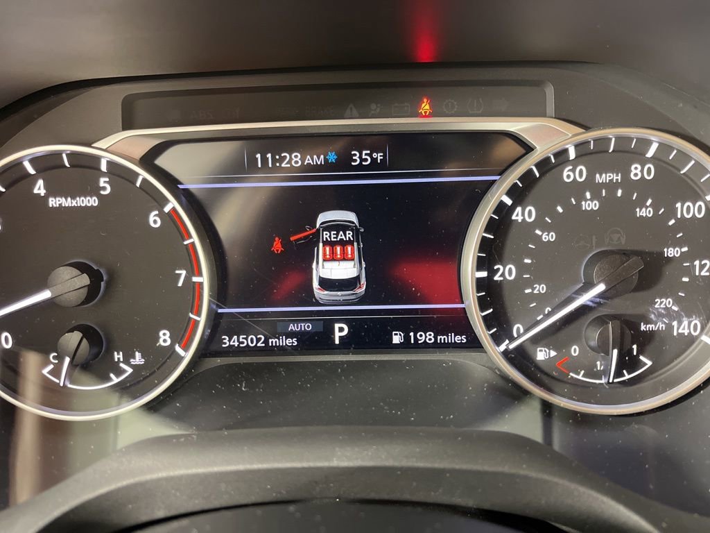 Used 2023 Nissan Rogue SL image 35