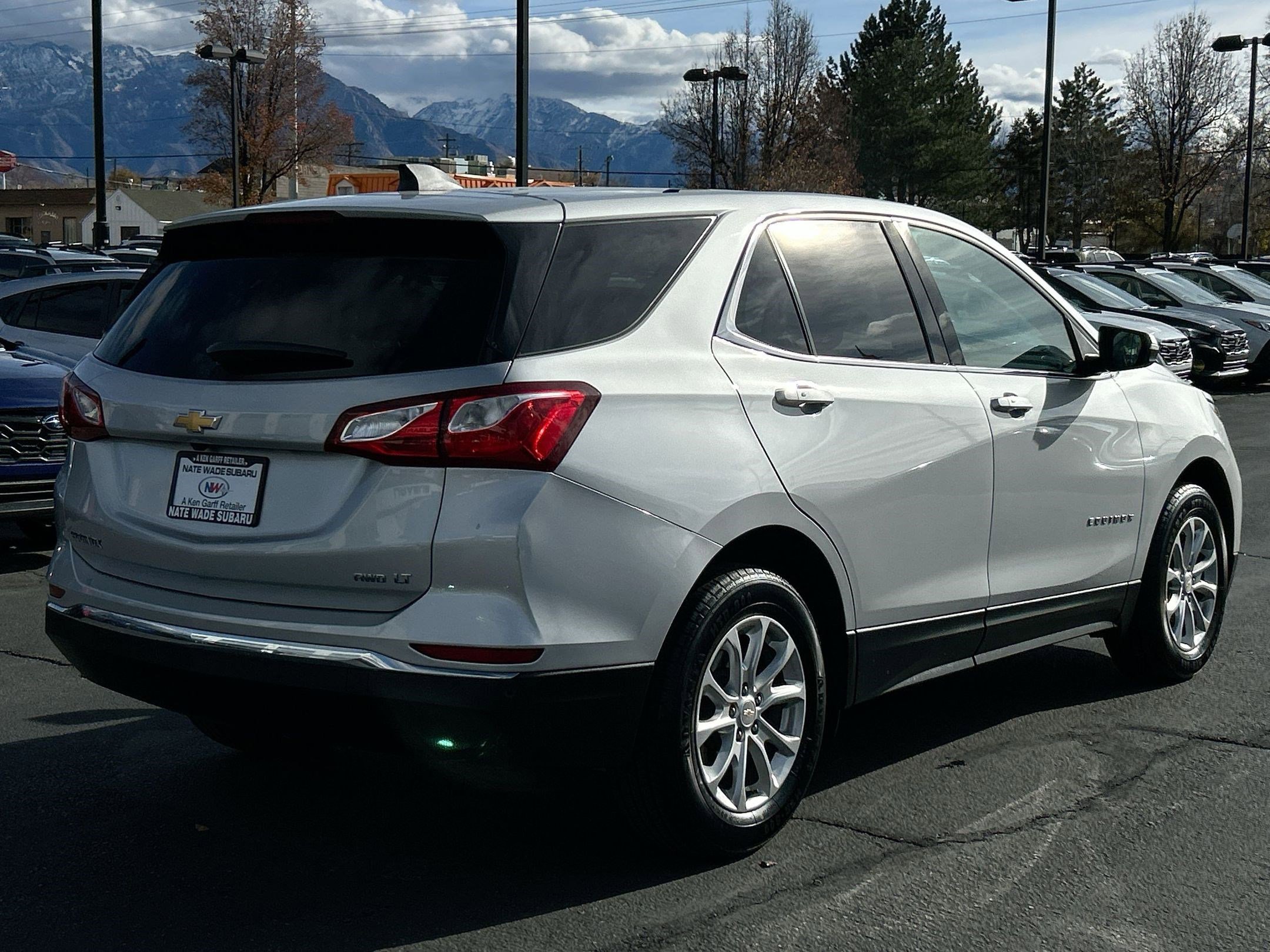 Used 2019 Chevrolet Equinox LT image 3