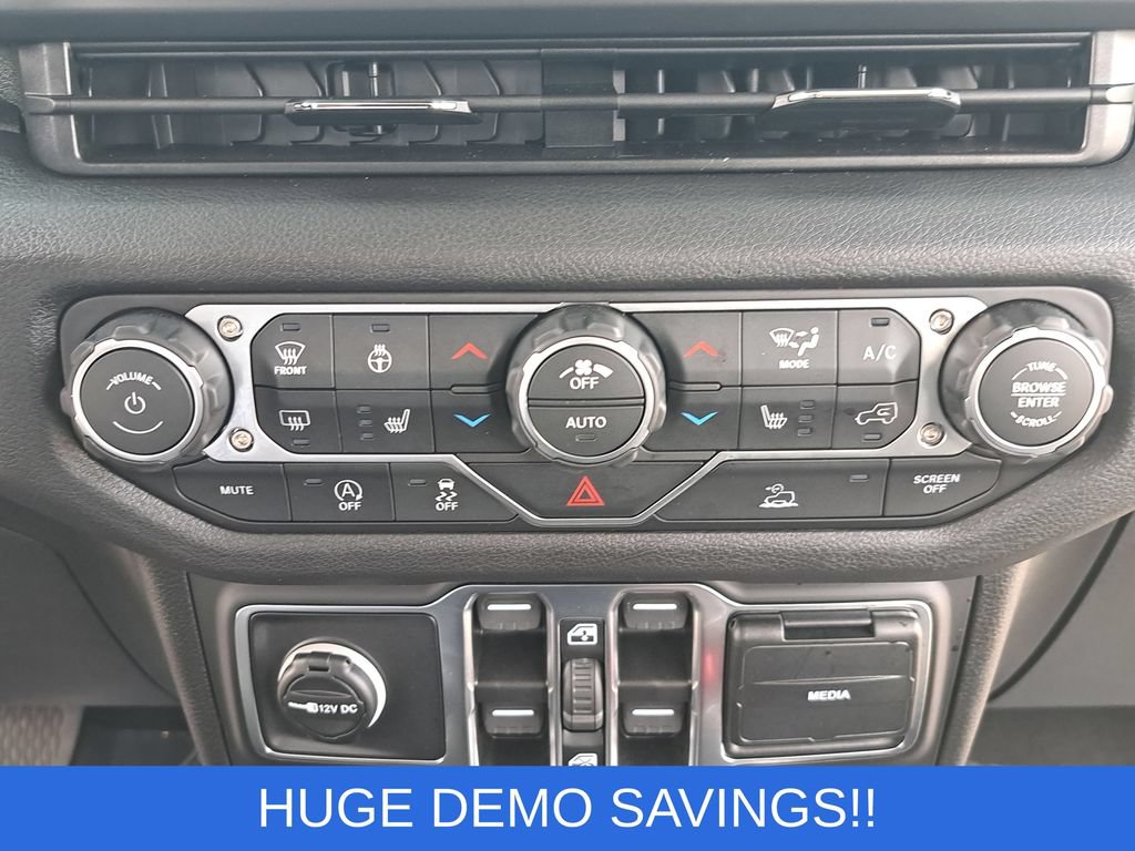 New 2026 Jeep Gladiator Sport AWD/4WD image 22