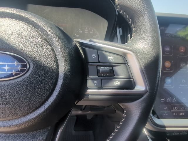 Used 2025 Subaru Outback Premium AWD/4WD image 17