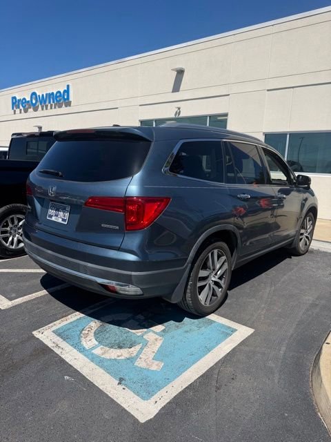 Used 2017 Honda Pilot Touring image 5