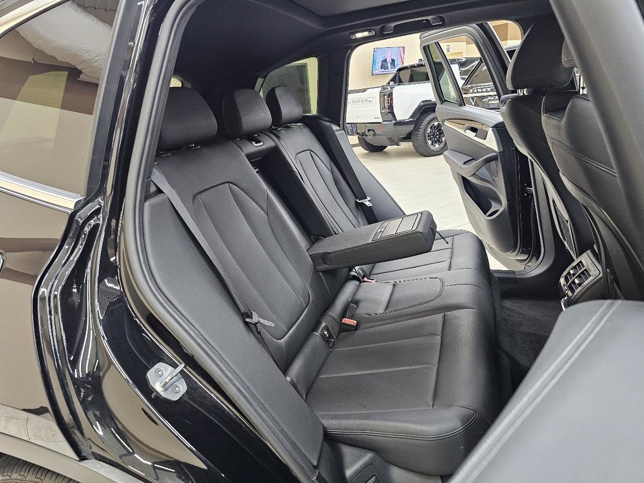 Used 2018 BMW X3 xDrive30i AWD/4WD image 23