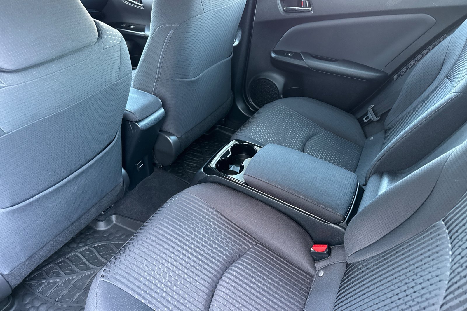 Certified 2018 Toyota Prius Prime Plus FWD image 13
