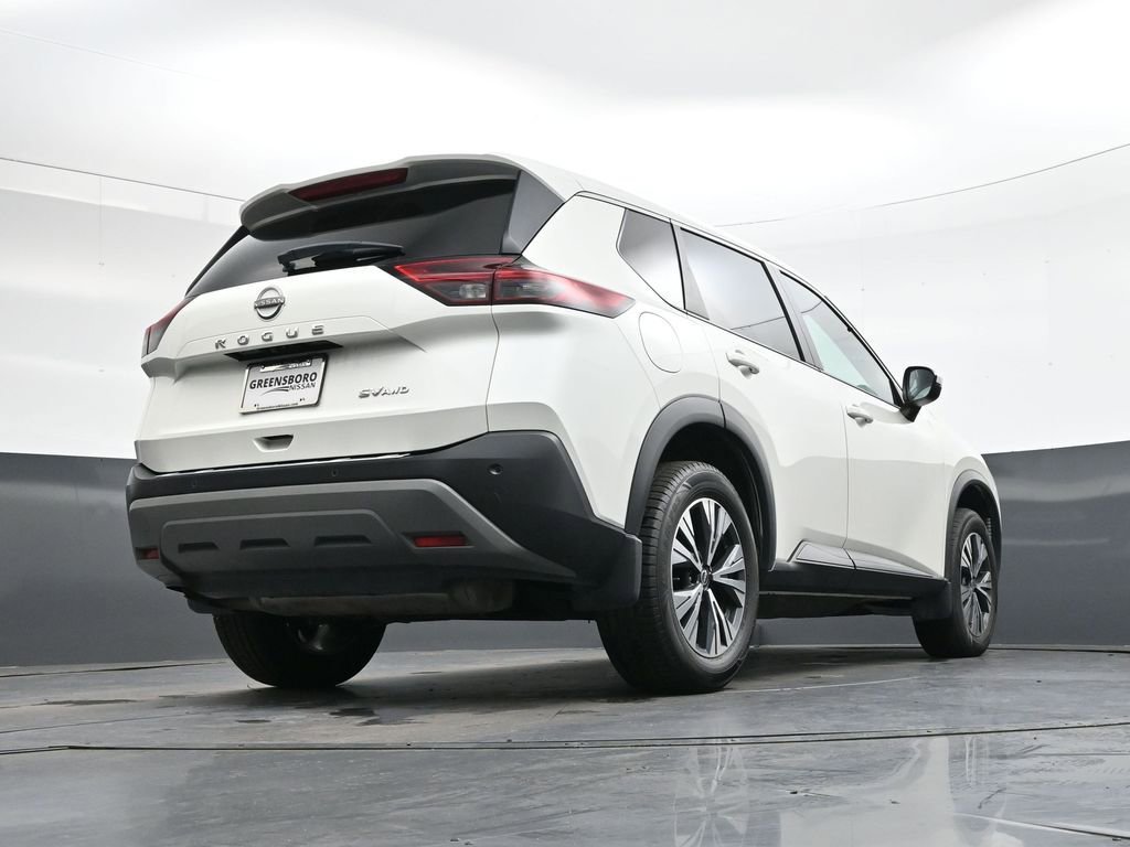 Used 2022 Nissan Rogue SV image 34