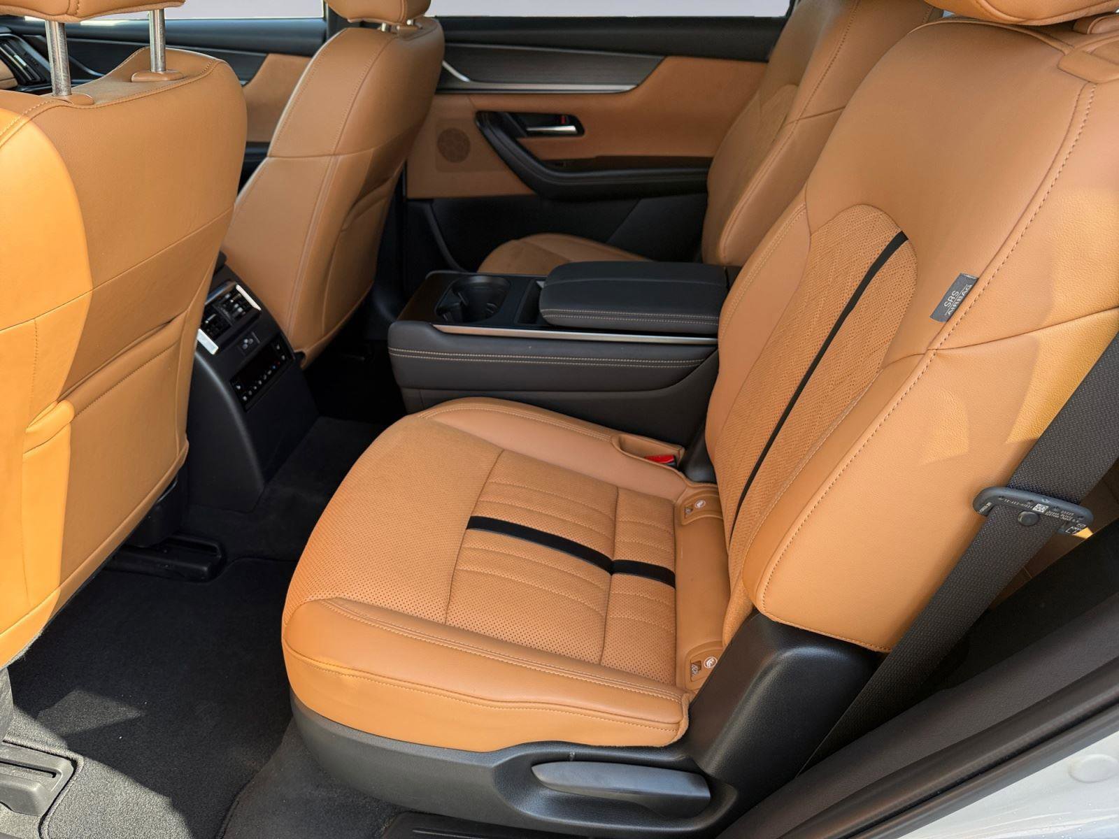 Certified 2025 MAZDA CX-90 3.3 Turbo S w/ Premium Plus image 11