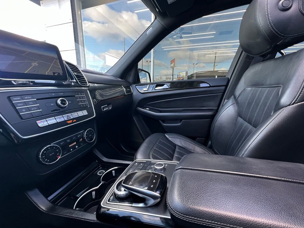 Used 2019 Mercedes-Benz GLS 450 4MATIC image 49