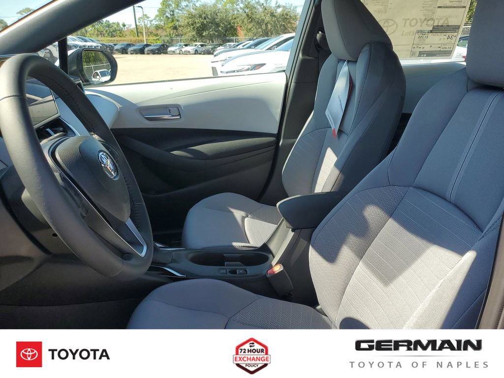 New 2026 Toyota Corolla SE FWD image 18
