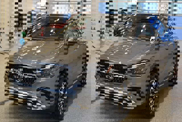 New 2026 Mercedes-Benz GLA 250 4MATIC image 9