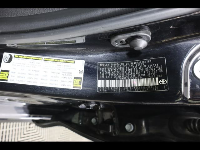 Used 2023 Toyota Corolla LE image 29