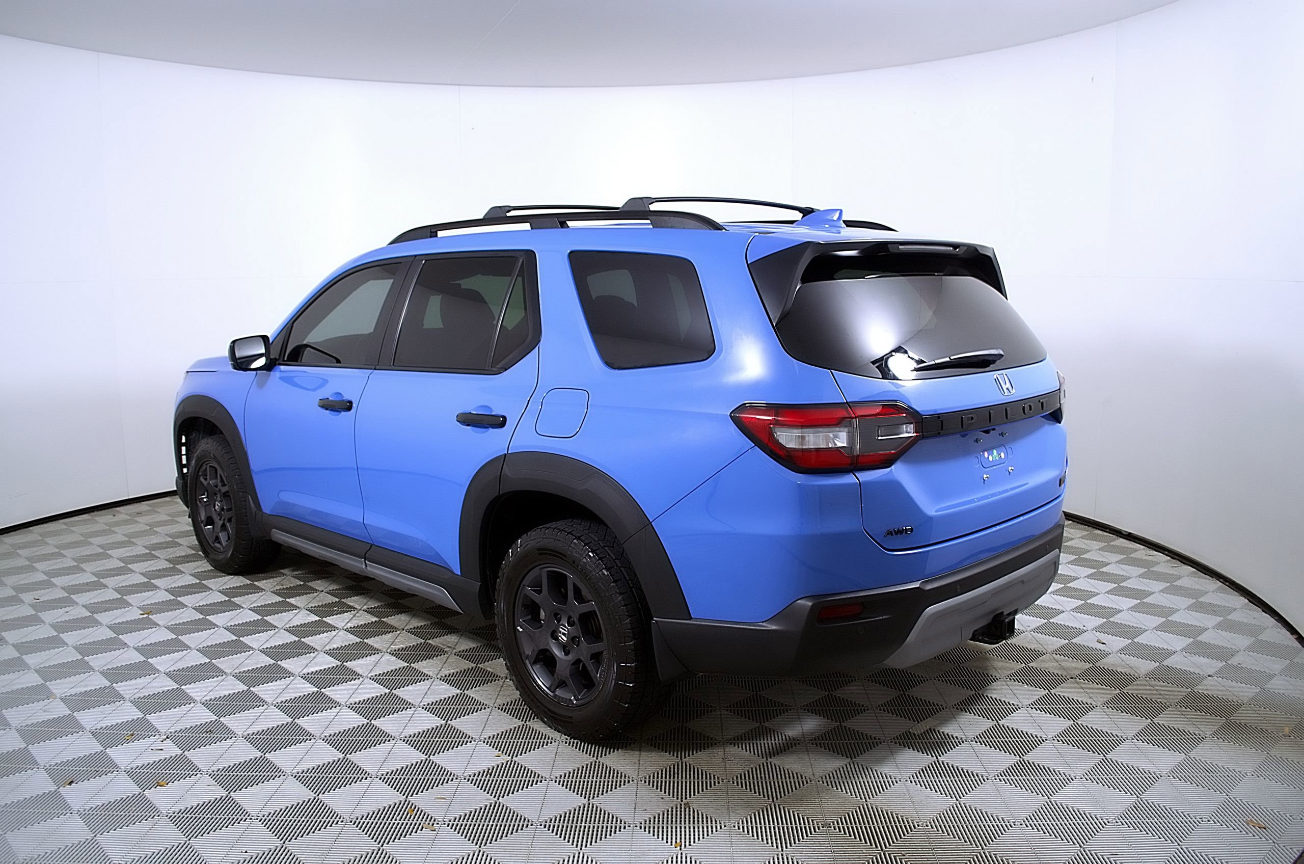 Used 2023 Honda Pilot TrailSport image 10