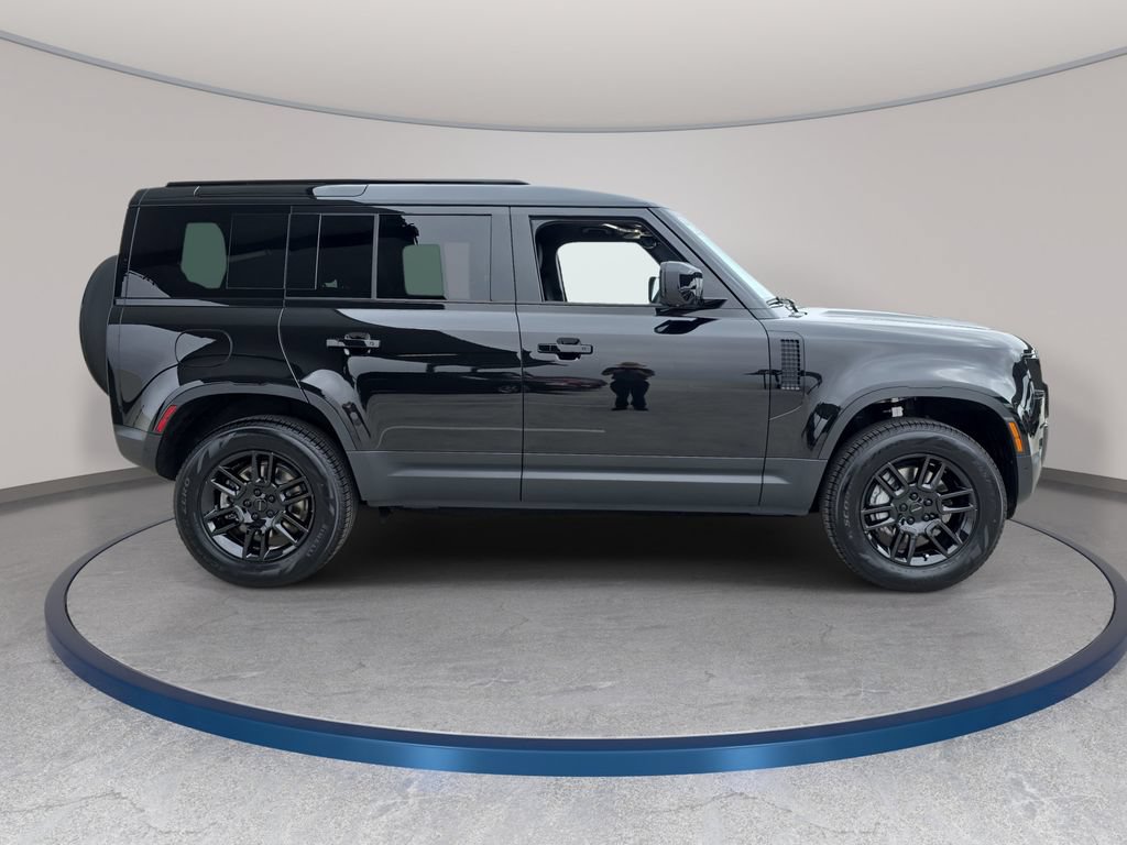 New 2026 Land Rover Defender 110 S AWD/4WD image 4