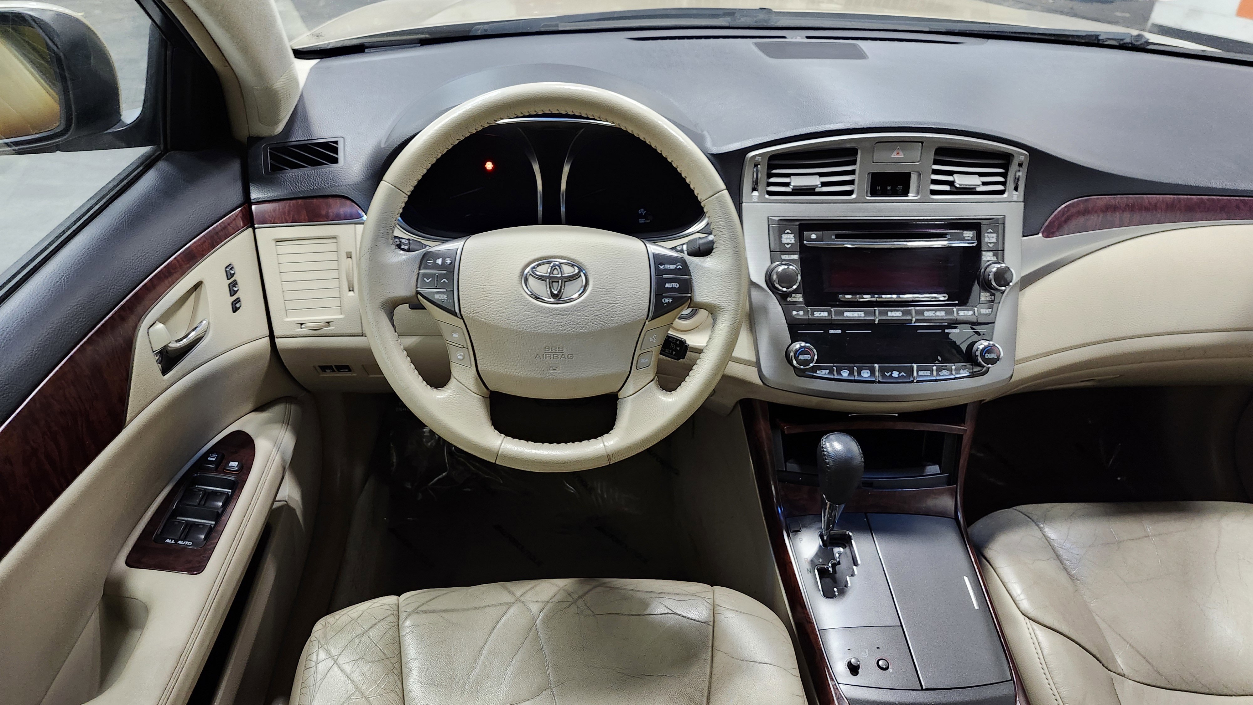 Used 2011 Toyota Avalon image 24